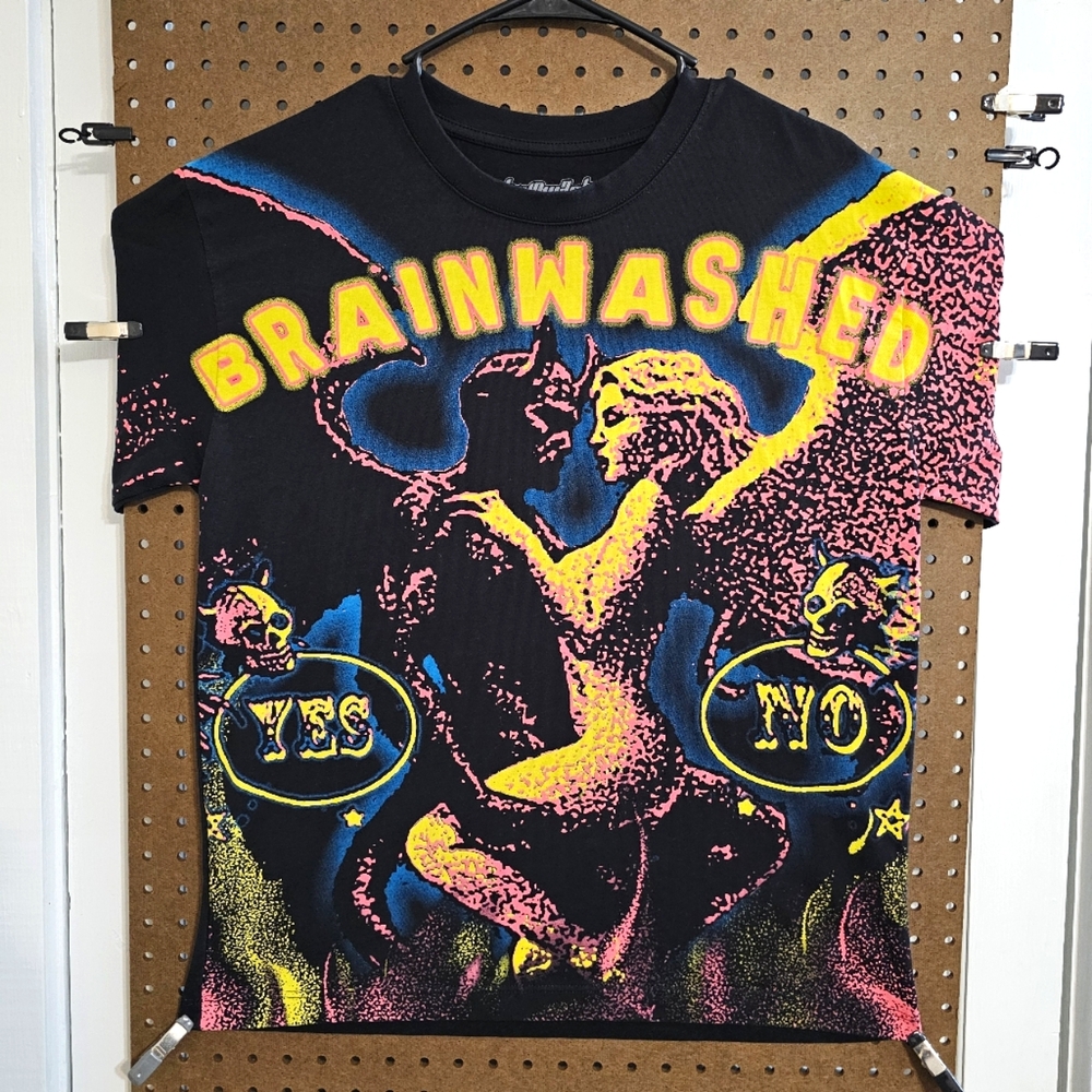 (Rare) BrainWashed Unisex Devil And Angel Yes/No Dilemma T-shirt/Tee Sz S-md